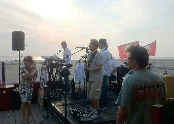 Апартаменты Luxe Duinsuite *